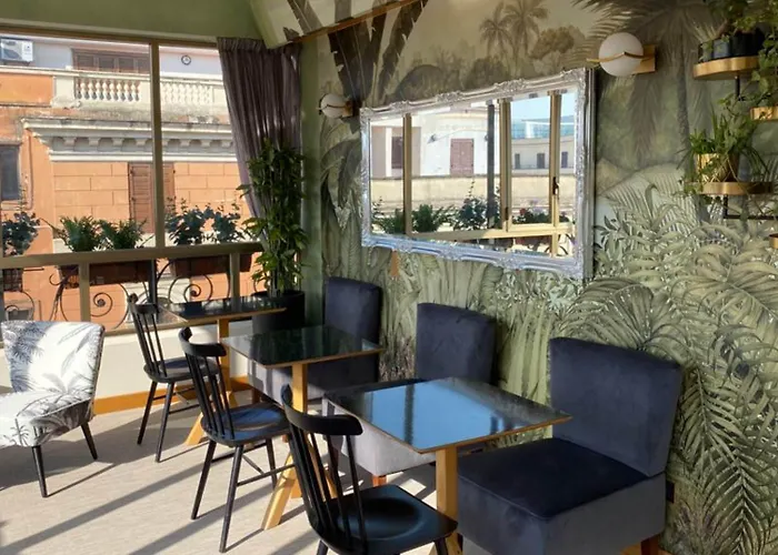Tritone Otel