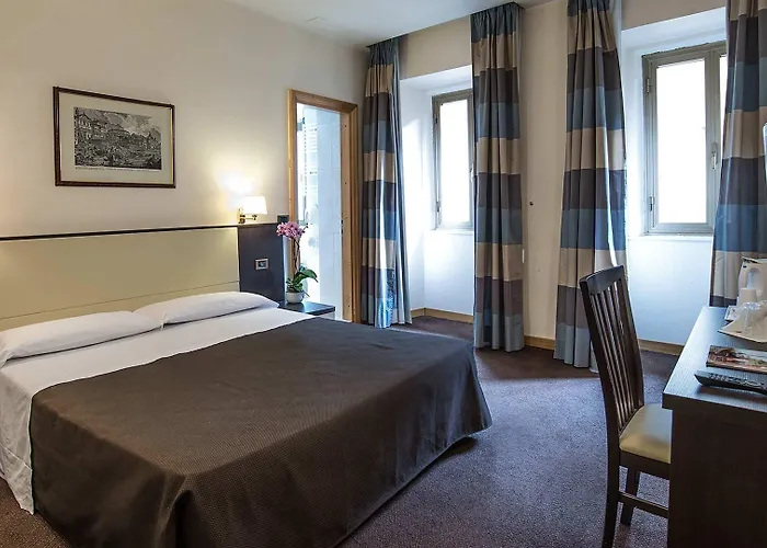Tritone Hotel 3*