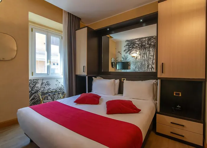 Tritone Hotel