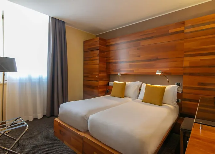 Hotel Tritone