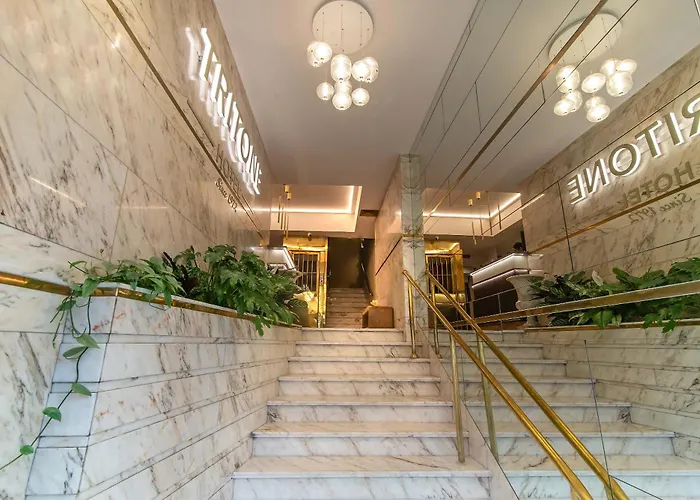Tritone Otel