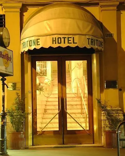 Otel Tritone 3*