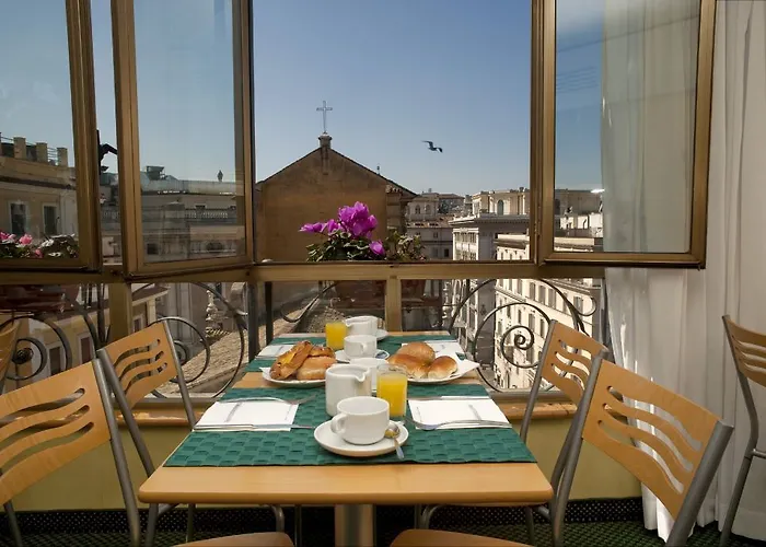 Otel Tritone 3*