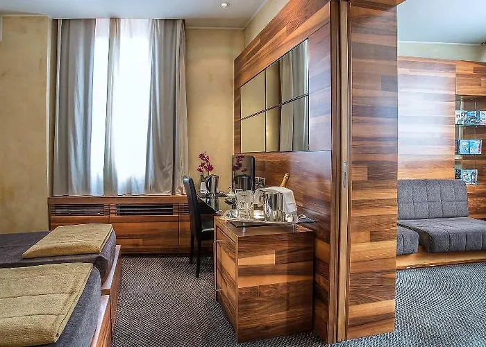 Tritone 3* Roma